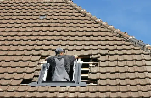 Pose de velux - Caudiès-de-Fenouillèdes
